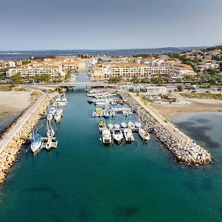 Renove Avec Loggia Vitree, Vue Marina Et Parking Securise - Fr-1-472-135 *